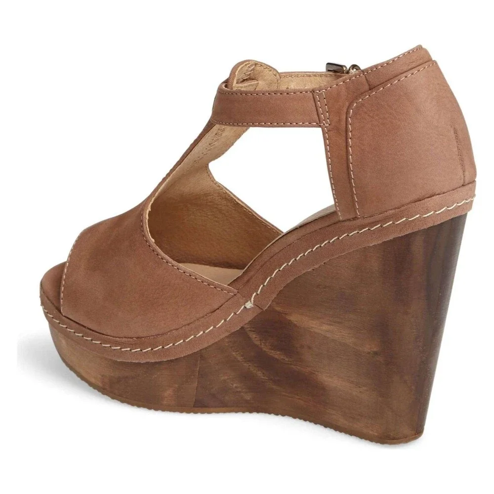 NWOB Five Worlds by Cordani Drama Suede Wooden Wedge Sandal